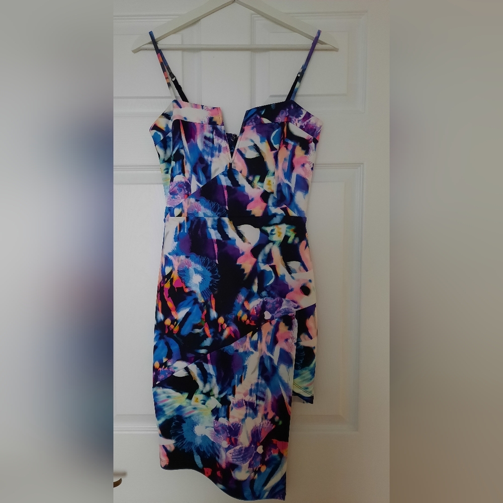 Colourful asymetric dress Bebe
